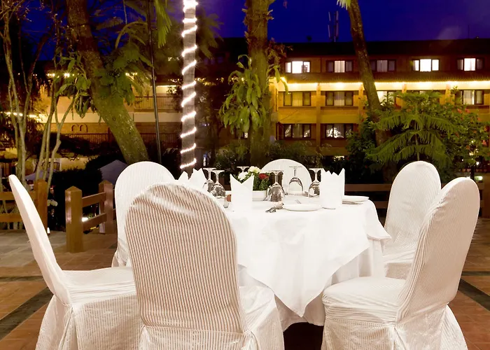 Hotel Shangri-la,